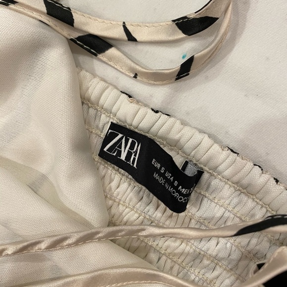 Zebra Print Halter Top - Picture 3 of 3